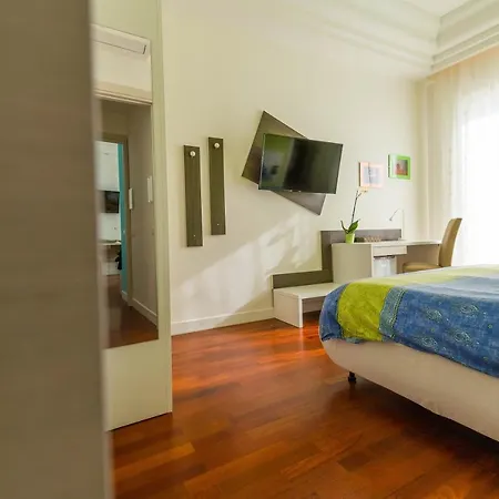 Bed & Breakfast Panacea 4*