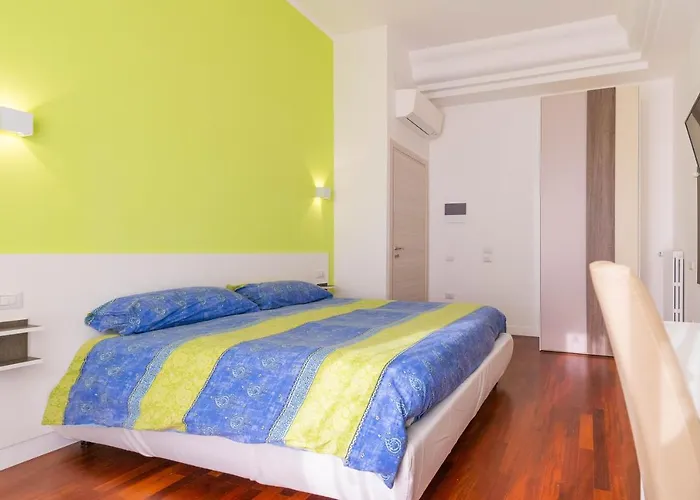 Alojamento de Acomodação e Pequeno-almoço Panacea 4*