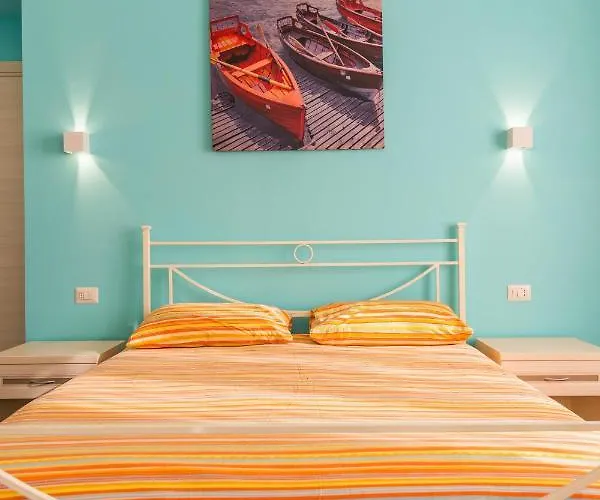 Alojamento de Acomodação e Pequeno-almoço Panacea 4*