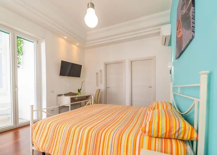 Panacea Alojamento de Acomodação e Pequeno-almoço Salerno